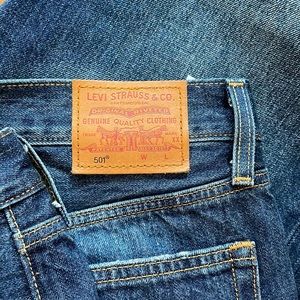 Levi’s 501 size 32” extra long